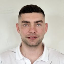 <br />
<b>Warning</b>:  Illegal string offset 'alt' in <b>/home/mgate/hvozd.com.ua/aau/wp-content/themes/wp-bootstrap-starter/page-team.php</b> on line <b>34</b><br />
h