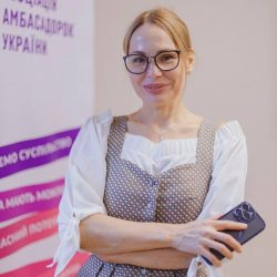 <br />
<b>Warning</b>:  Illegal string offset 'alt' in <b>/home/mgate/hvozd.com.ua/aau/wp-content/themes/wp-bootstrap-starter/page-home.php</b> on line <b>128</b><br />
h